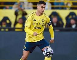 曼联消息人士称，尽管主教练是俱乐部生态系统的核心部分，但他并不凌驾于体系之上，协作性的工作方式和架构对于取得成功至关重要[@TelegraphDucker]。 来源：utdreport